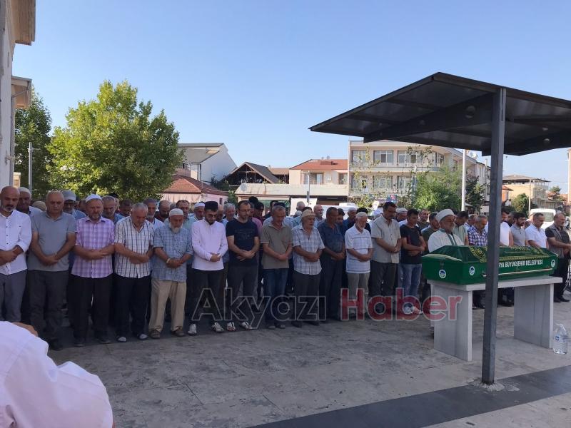 Emine Meşe toprağa verildi