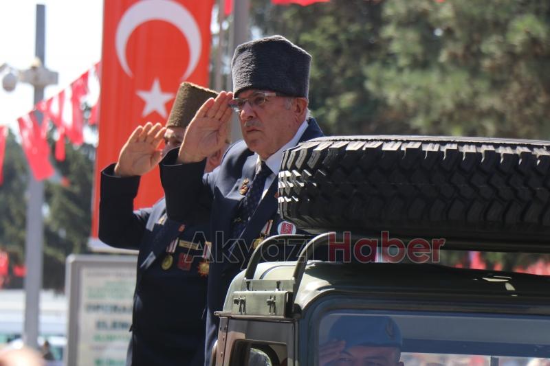 Sakarya'da 30 Ağustos Zafer Bayramı coşkuyla kutlanıyor