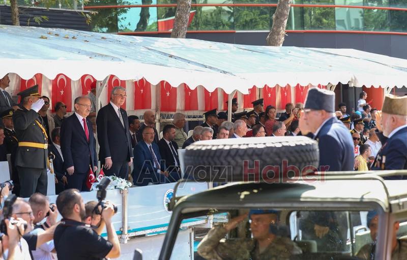 Sakarya'da 30 Ağustos Zafer Bayramı coşkuyla kutlanıyor