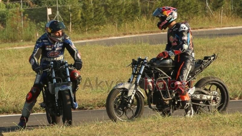 Toprak Razgatlıoğlu Fransa yarışına Akyazı'da hazırlanıyor