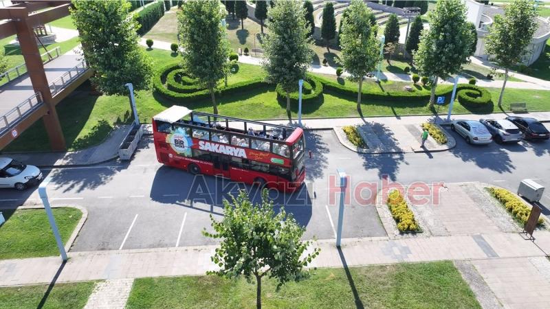 Sakarya'da çift katlı turizm otobüsü seferlerine başladı