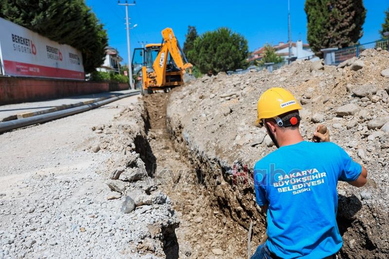 Büyükşehir güçlü altyapı çalışmalarını Akyazı ile buluşturdu