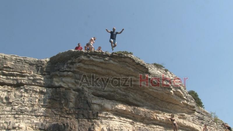 Ölümle dans ediyorlar