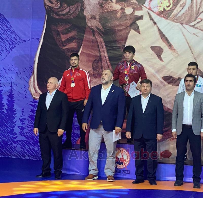  Sakaryalı Onur Arı dünya ikincisi oldu