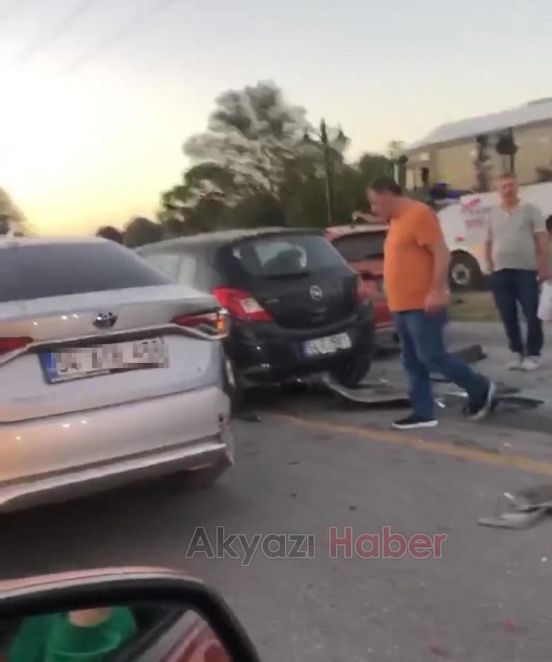 Yenikent'te zincirleme kaza