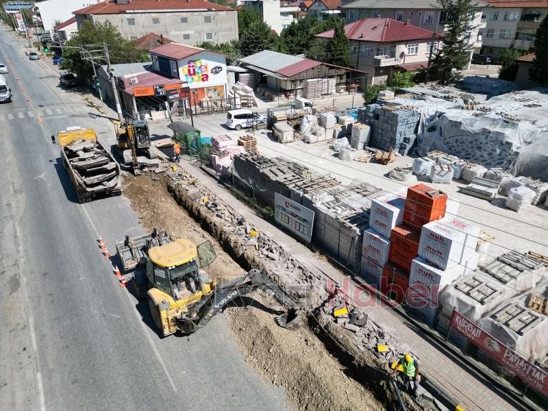 Ekrem Yüce Akyazı'daki içmesuyu çalışmalarını inceledi