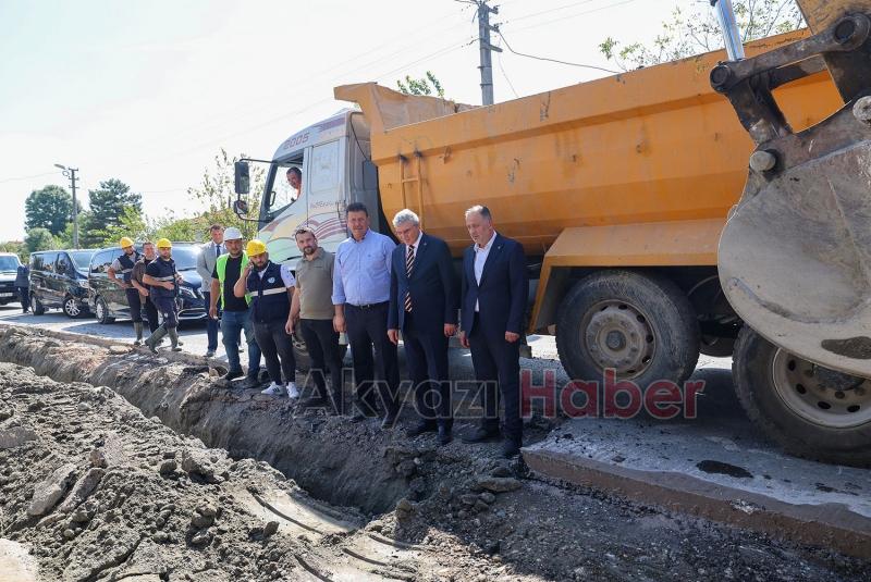 Ekrem Yüce Akyazı'daki içmesuyu çalışmalarını inceledi