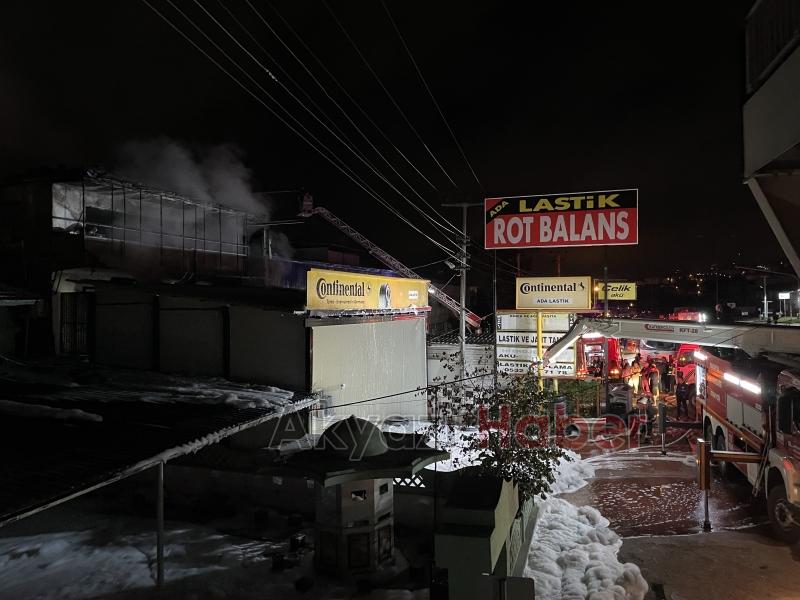 Şehirde büyük yangın, 4 saatte söndürülebildi