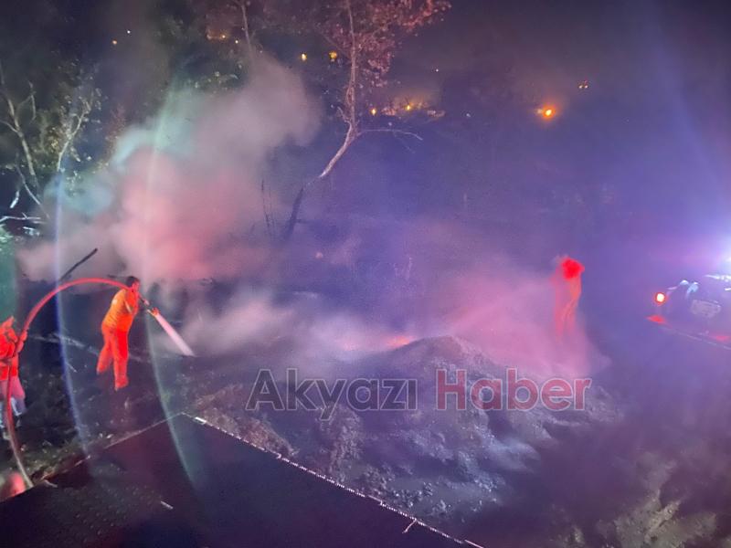 Akyazıdaki orman yangını büyümeden söndürüldü