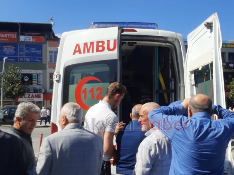 Cuma çıkışı cami avlusunda fenalaşıp yere yığıldı