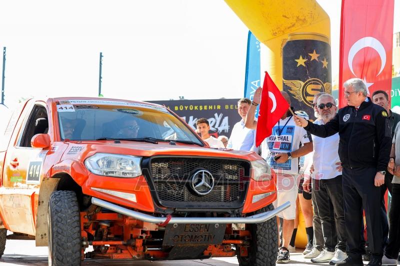 Nefes kesen yarışın startı verildi