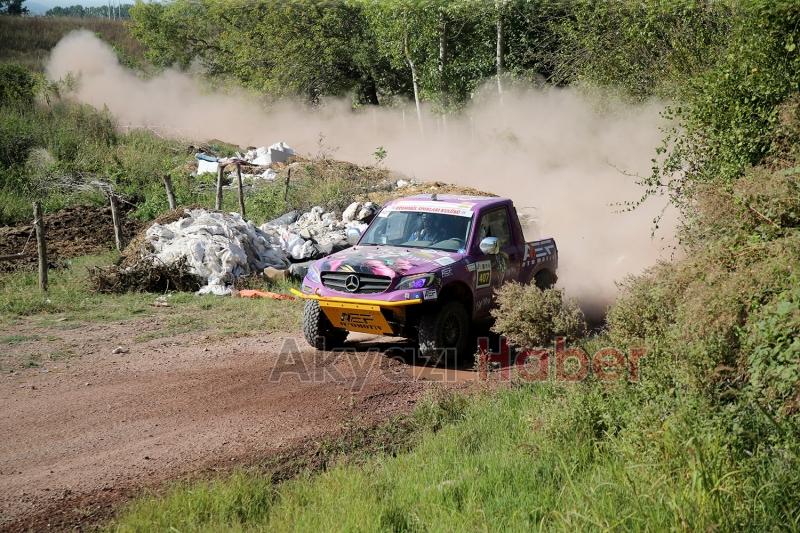 18 araç 36 pilot şampiyonluk için kıyasıya yarışıyor