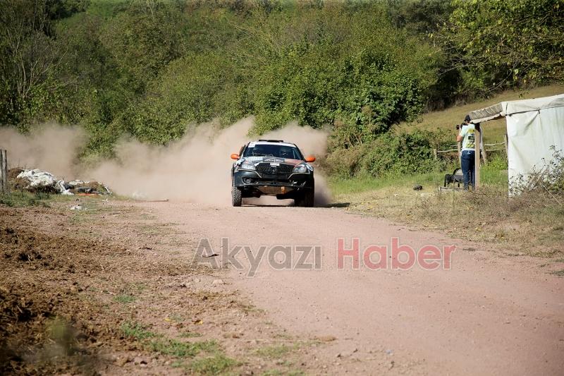 18 araç 36 pilot şampiyonluk için kıyasıya yarışıyor