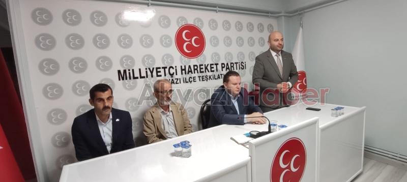 MHP Akyazı İlçe Teşkilatını ziyaret ettiler