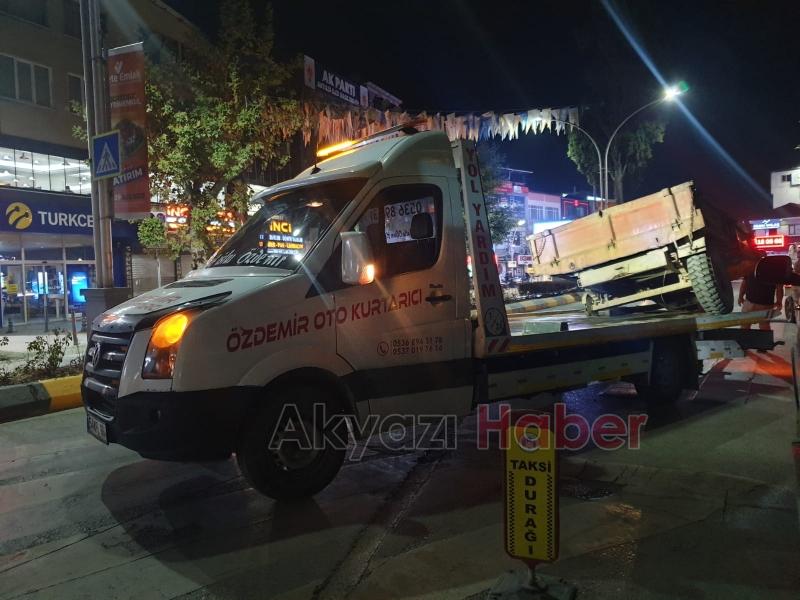 Seyir halindeki römorkun lastiği çıktı