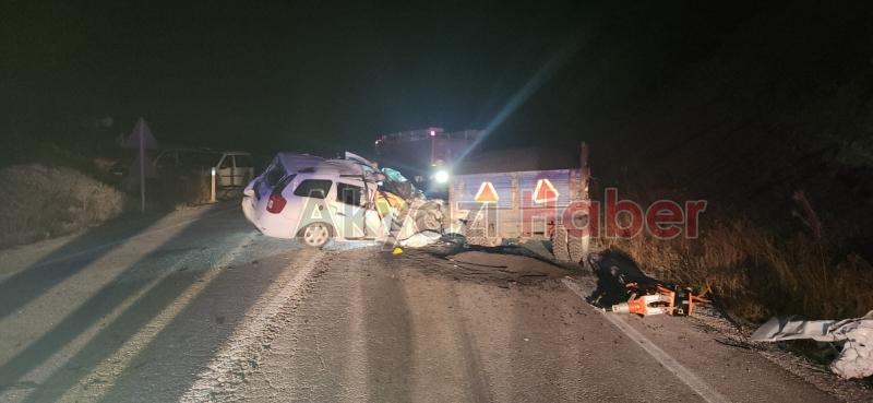 Evli çifti feci kaza ayırdı