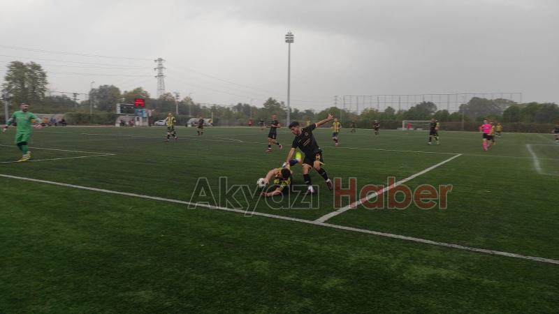 As Akyazıspor Süper Amatöre müthiş başladı