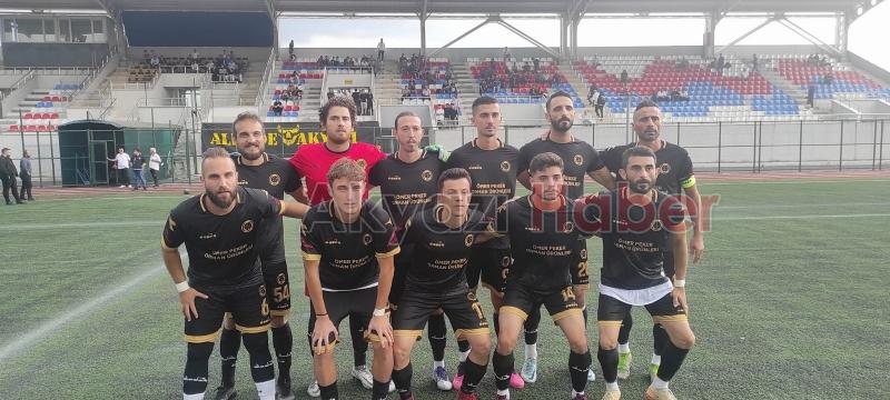 As Akyazıspor Süper Amatöre müthiş başladı