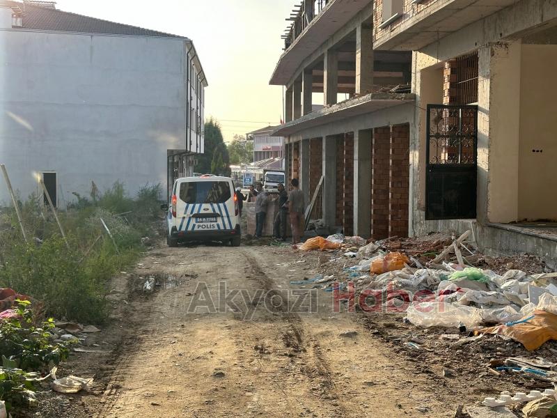 İnşaatta çalışırken yere düştü