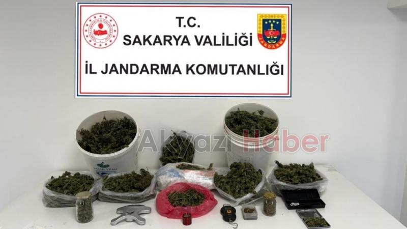 Akyazı'da 6 kilo esrar ele geçirildi