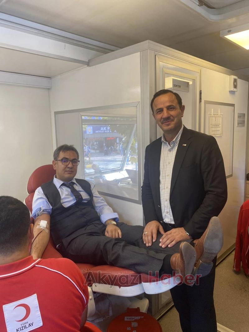 Kan bağışçılarına beratları verildi