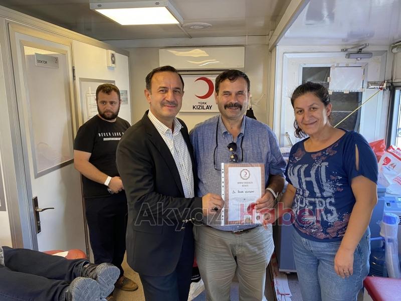 Kan bağışçılarına beratları verildi