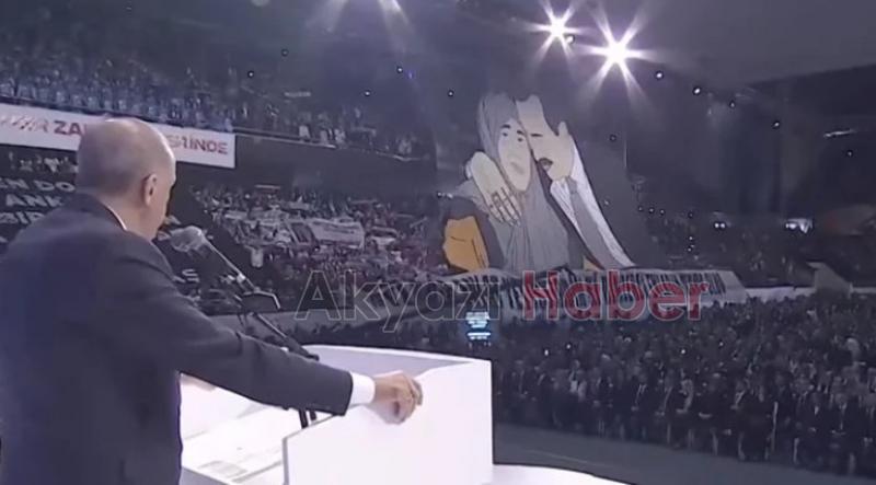 Büyük kongrede duygusal anlar! Cumhurbaşkanı Erdoğan ve annesinin koreografi gösterisi yapıldı