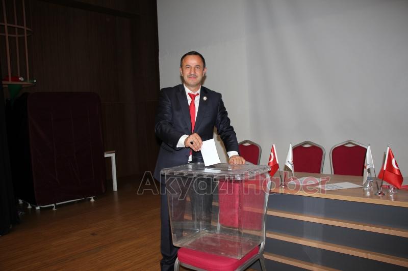 Türk Kızılay Akyazı Şubesi 1. Olağan Kongresi yapıldı