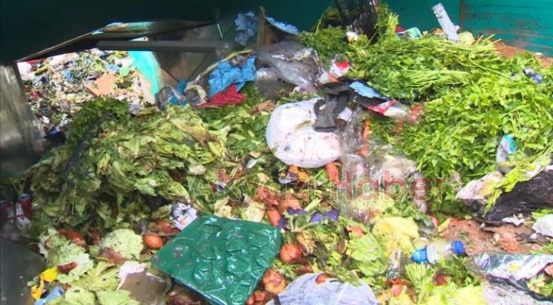 Türkiye'de israfın boyutu: 1 yılda çöpe giden ekmek 500 okul değerinde