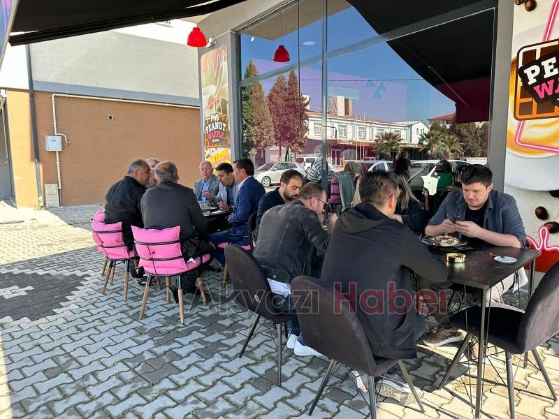 Akyazı'nın ilk Wafflecısı Pwb Peanut Hizmete Başladı