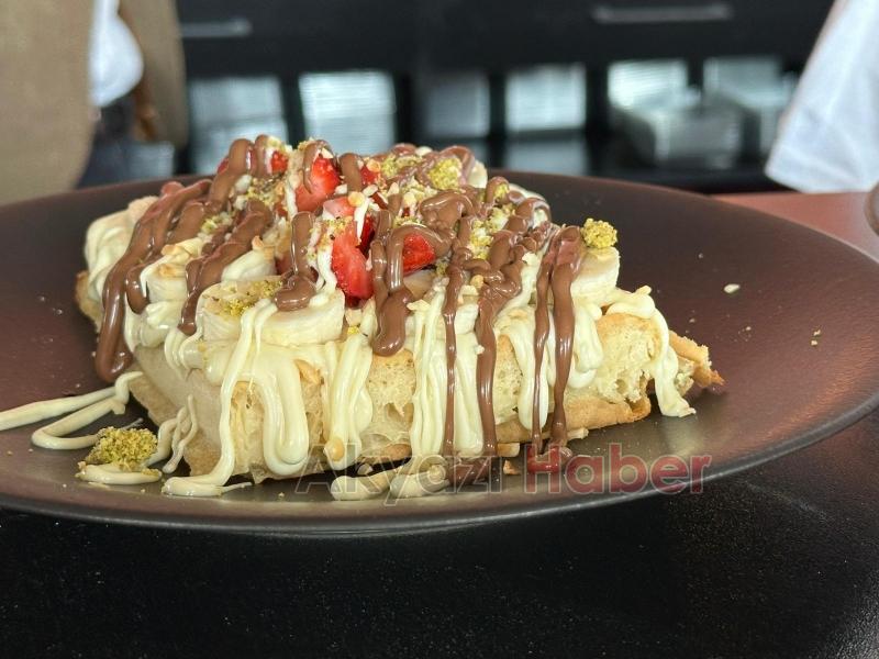 Akyazı'nın ilk Wafflecısı Pwb Peanut Hizmete Başladı