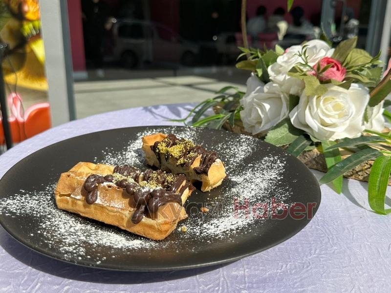 Akyazı'nın ilk Wafflecısı Pwb Peanut Hizmete Başladı