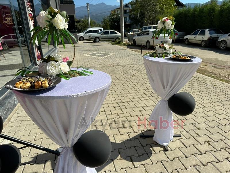 Akyazı'nın ilk Wafflecısı Pwb Peanut Hizmete Başladı