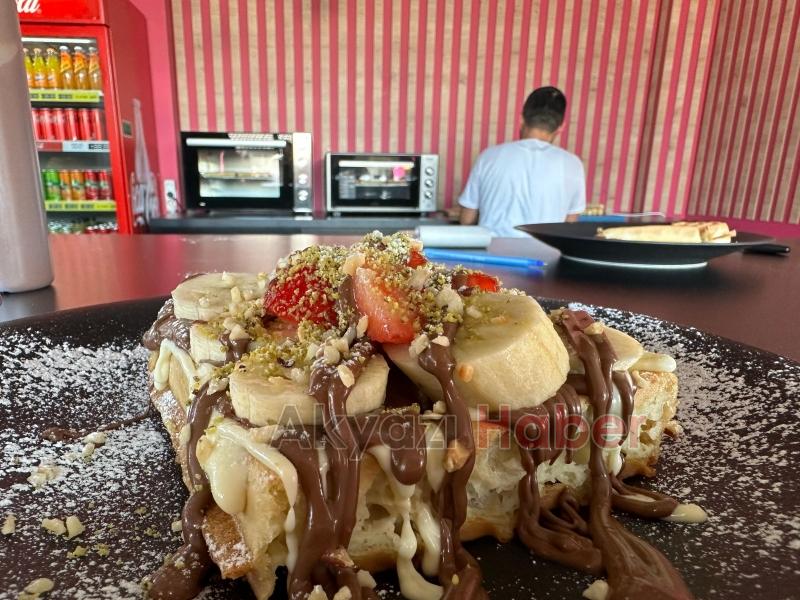 Akyazı'nın ilk Wafflecısı Pwb Peanut Hizmete Başladı