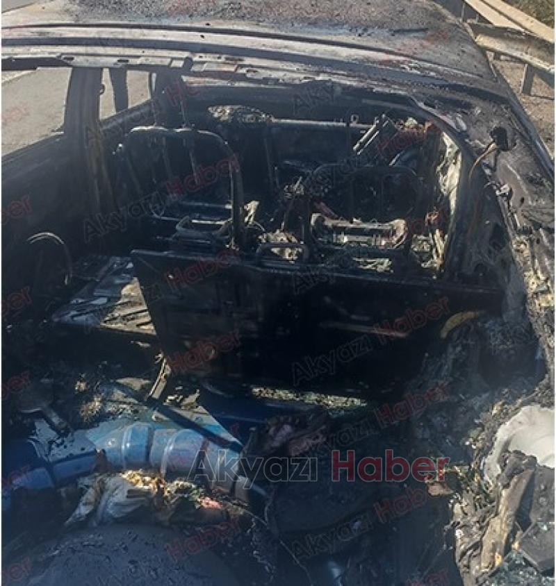 Otoyolda otomobil küle döndü