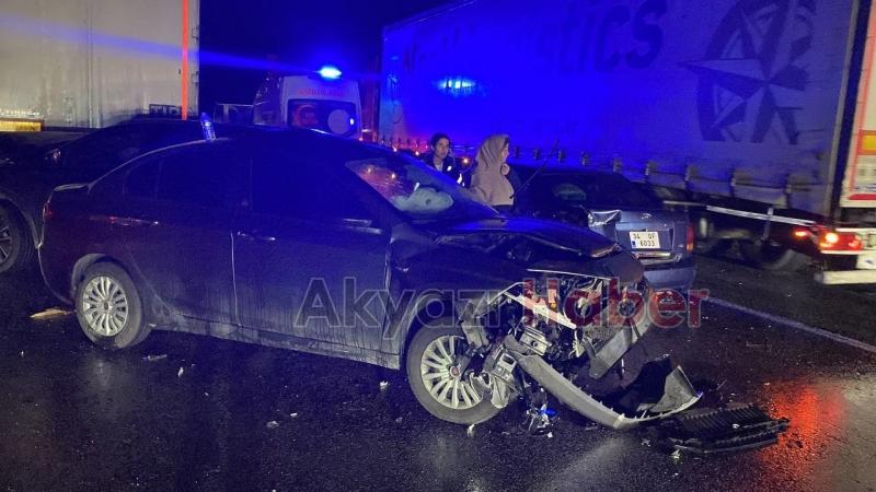 Yola dökülen mazot faciaya yol açtı: 26 araç birbirine girdi