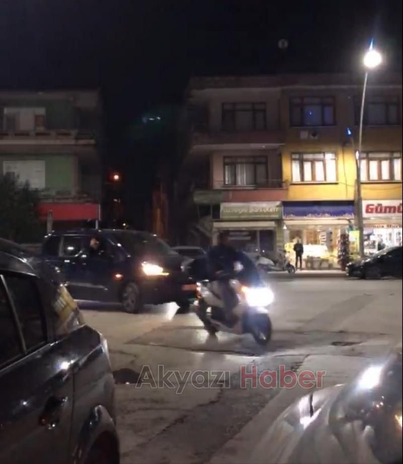 Akyazılılar katliamı protesto için sokaklara döküldü