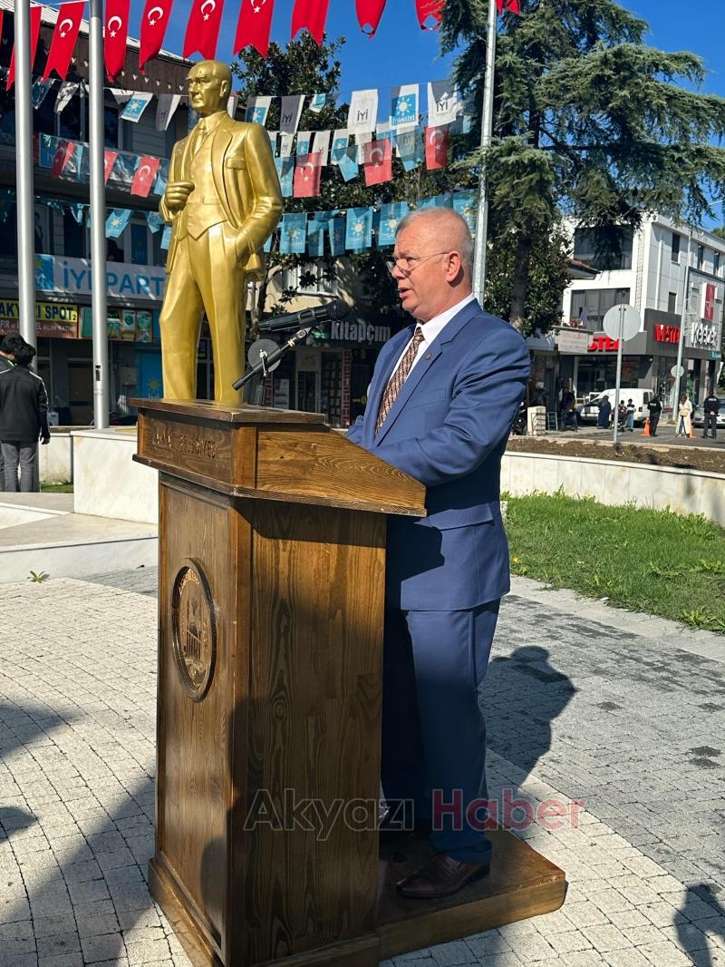 Akyazı'da Muhtarlar Günü kutlandı