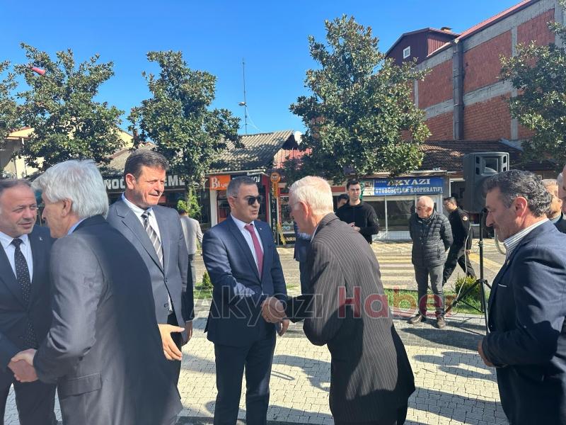 Akyazı'da Muhtarlar Günü kutlandı