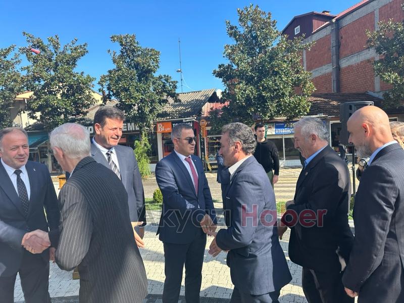 Akyazı'da Muhtarlar Günü kutlandı