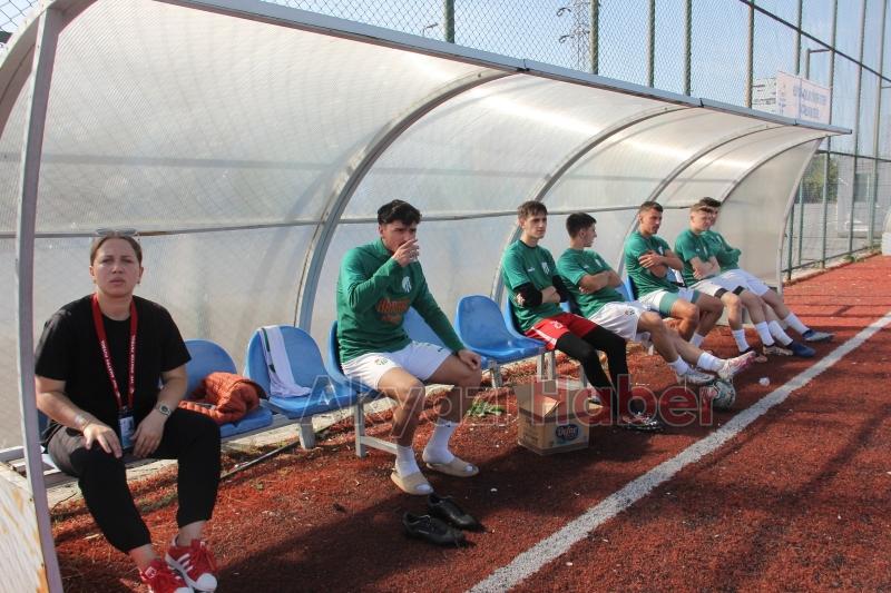 Alaağaçspor Geriden Gelerek Kazandı 5-1