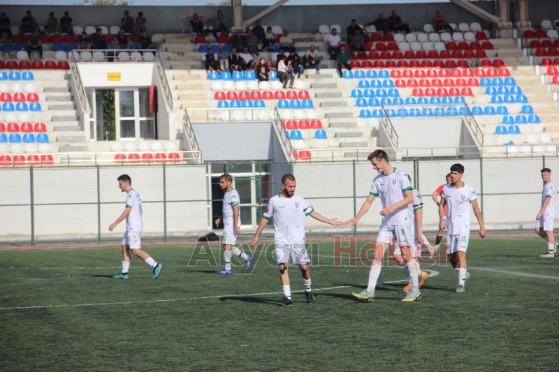 Alaağaçspor Geriden Gelerek Kazandı 5-1