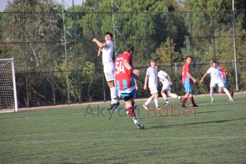 Alaağaçspor Geriden Gelerek Kazandı 5-1