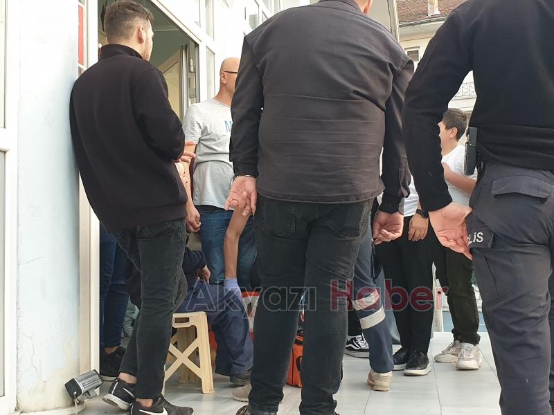 Cami çıkışında yere düşüp başını çarptı