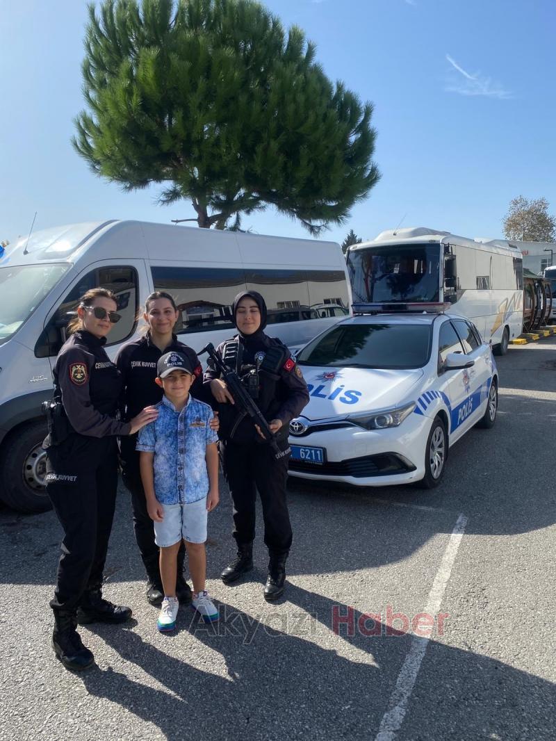 Şehit polisin oğluna unutulmaz bir gün yaşattılar