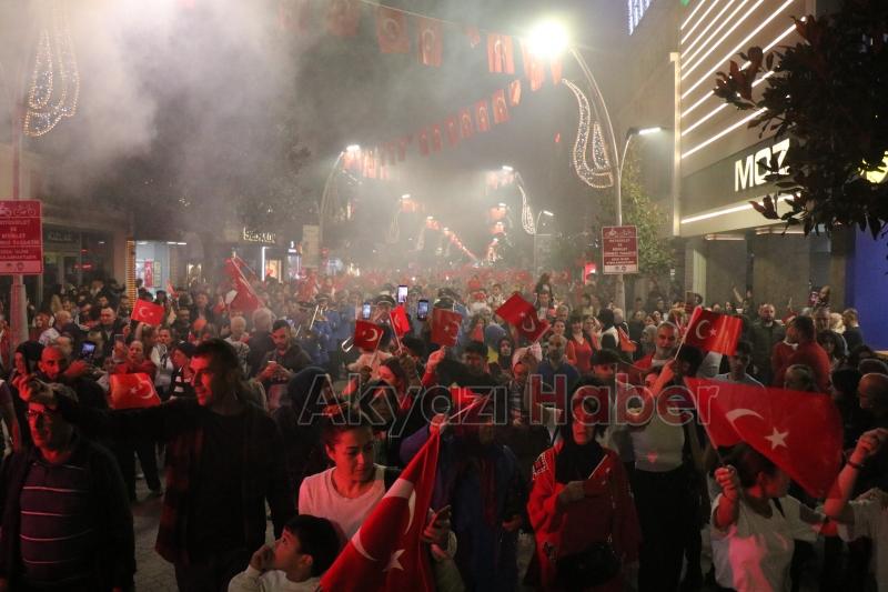 Sakarya'da muhteşem Fener Alayı