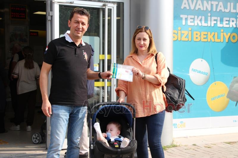 21 Yıl sonra kendisine yazdığı mektubu teslim aldı