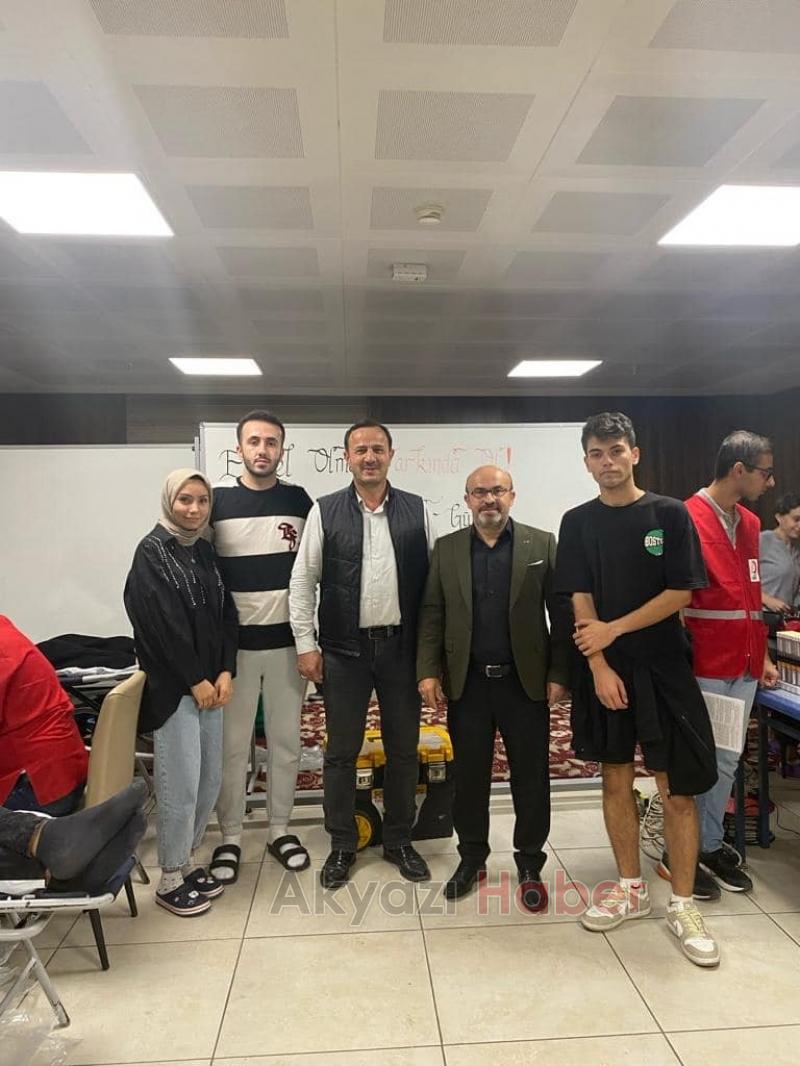 Akyazı KYK'da kan bağışı etkinliği