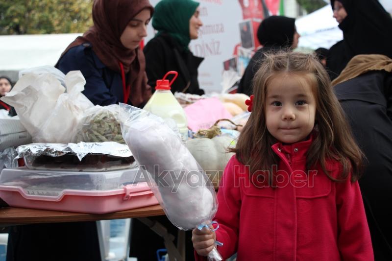 Akyazı Müftülüğü'nden Gazze için yardım kermesi