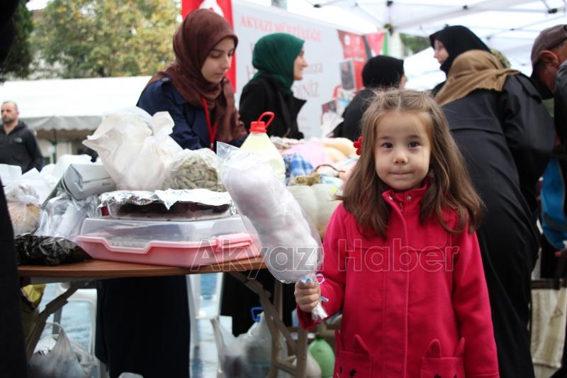 Akyazı Müftülüğü'nden Gazze için yardım kermesi